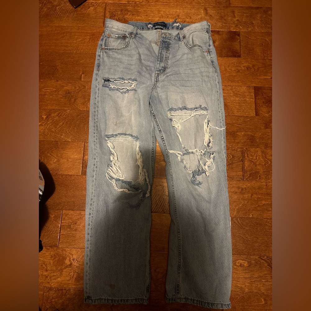Like new w out tags 90s style size 18 regular aeropostale jeans (too big for m